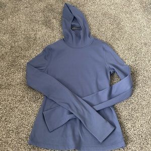 Alo long sleeve shirt